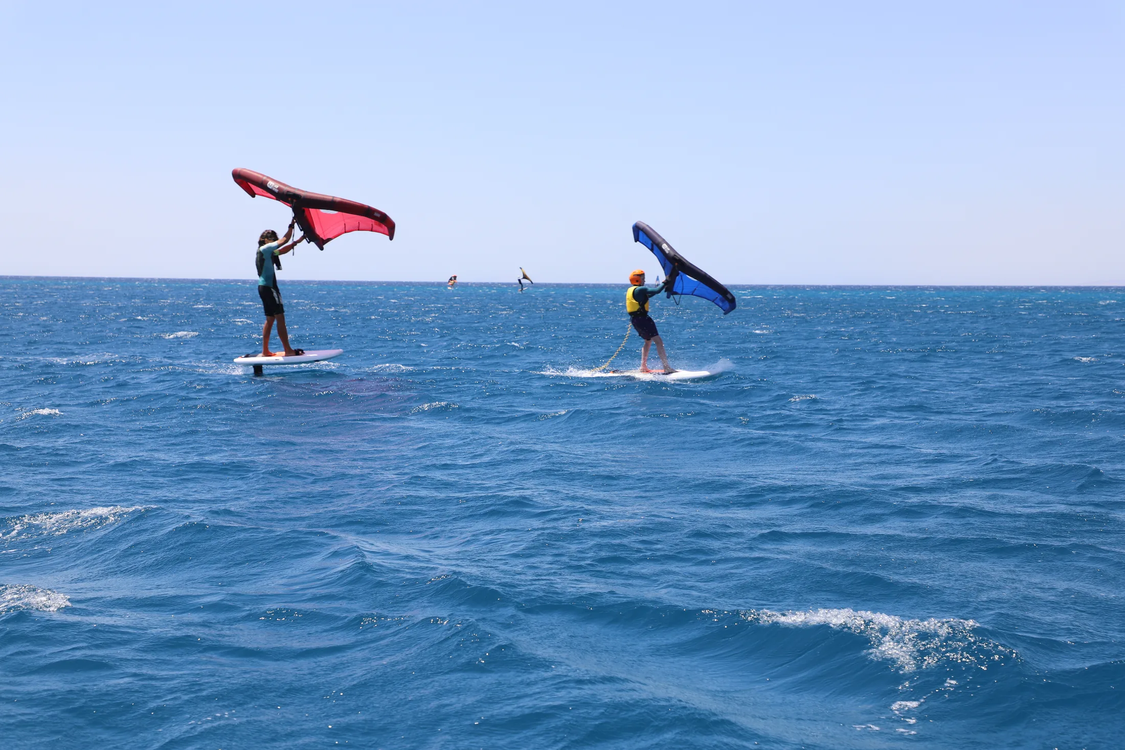 Wingfoil с инструктором на воде